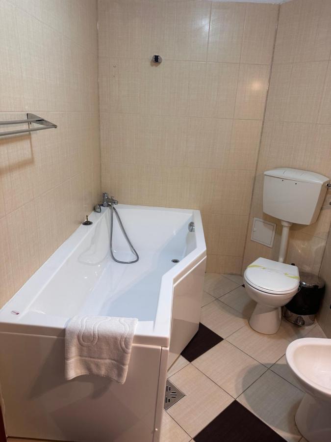 Hotel Bliss 3*